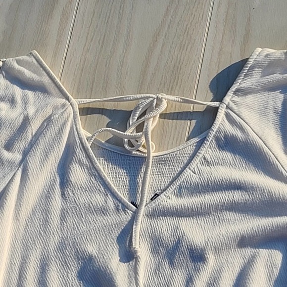 MAURICES short sleeves tie in the back - Picture 13 of 16